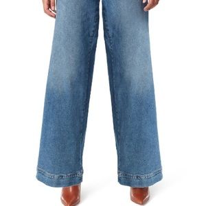 Gloria Vanderbilt Wide Legged Jeans